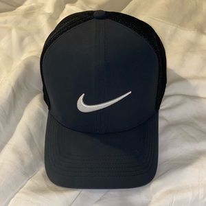 Nike AeroBill Classic99